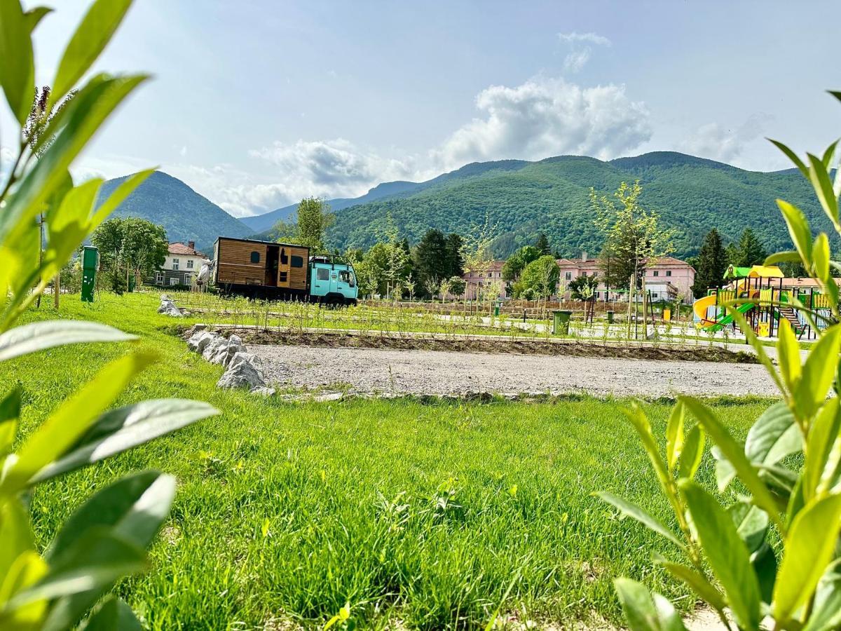 7 Lakes Camping Sapareva Banja Exteriör bild
