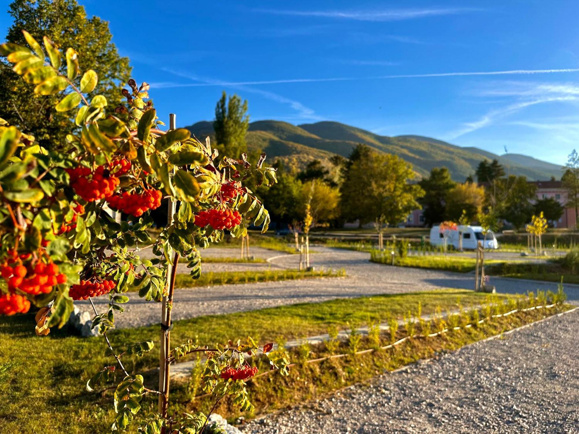 7 Lakes Camping Sapareva Banja Exteriör bild